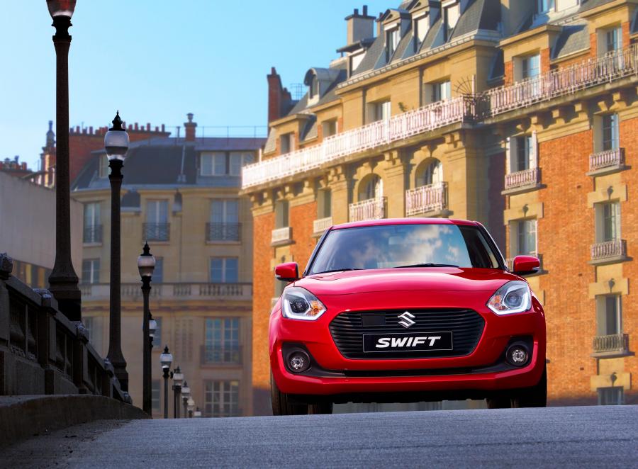  Suzuki Swift 2017 года  (WW) (фото 9 из 101)
